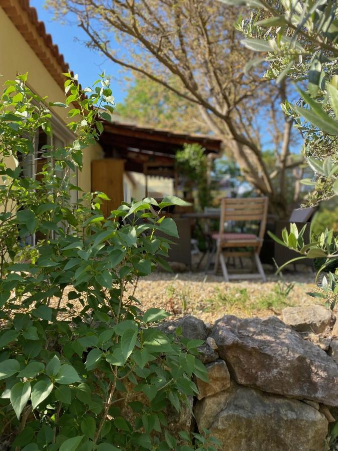 EntrecasteauxL'Eveil En Provence住宿加早餐旅馆 外观 照片