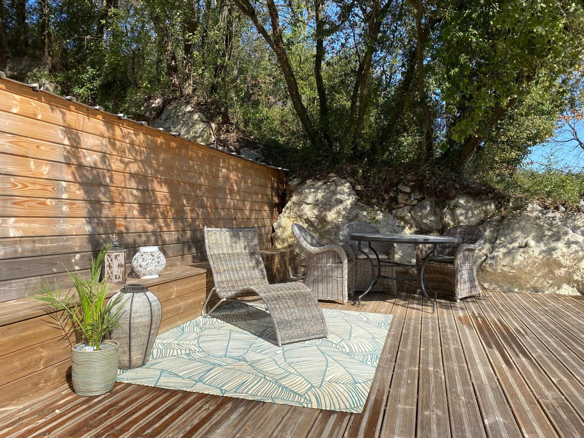 EntrecasteauxL'Eveil En Provence住宿加早餐旅馆 外观 照片