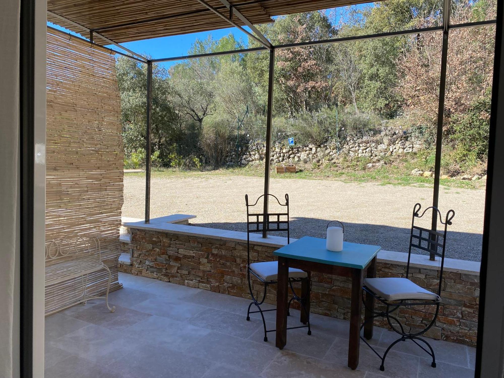 EntrecasteauxL'Eveil En Provence住宿加早餐旅馆 外观 照片