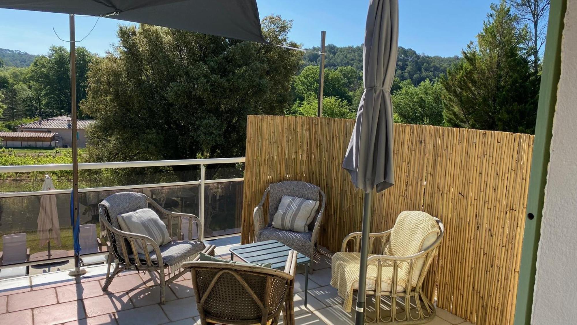 EntrecasteauxL'Eveil En Provence住宿加早餐旅馆 外观 照片